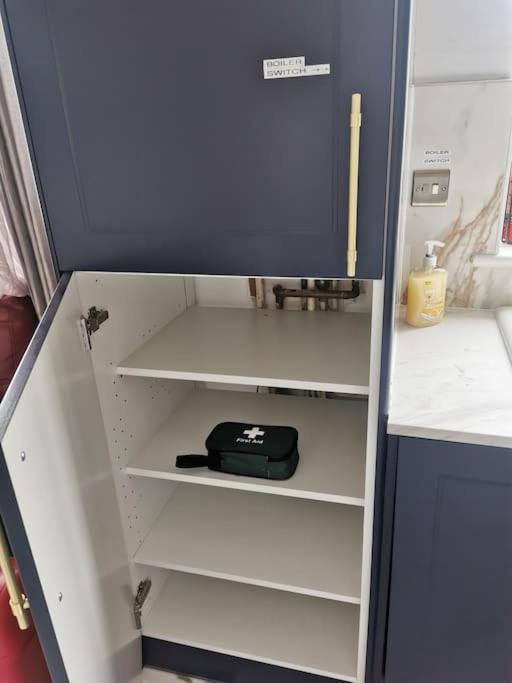 Modern 2 Bedroom Flat By Dover Port, Castle& Sea! Экстерьер фото